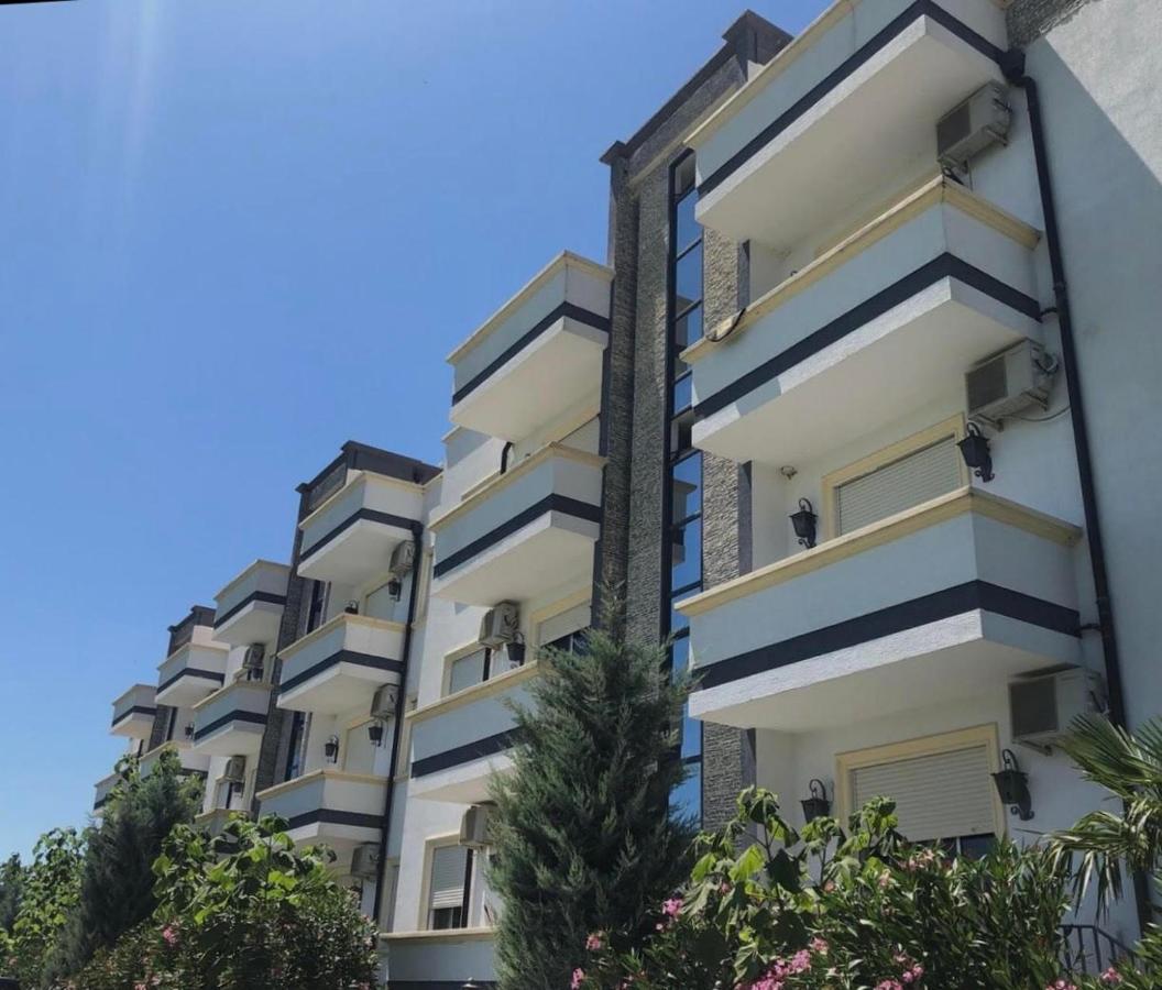 Migi Residence Durres Bagian luar foto