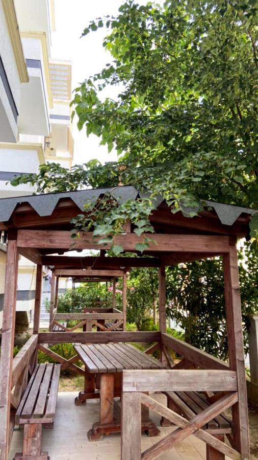 Migi Residence Durres Bagian luar foto