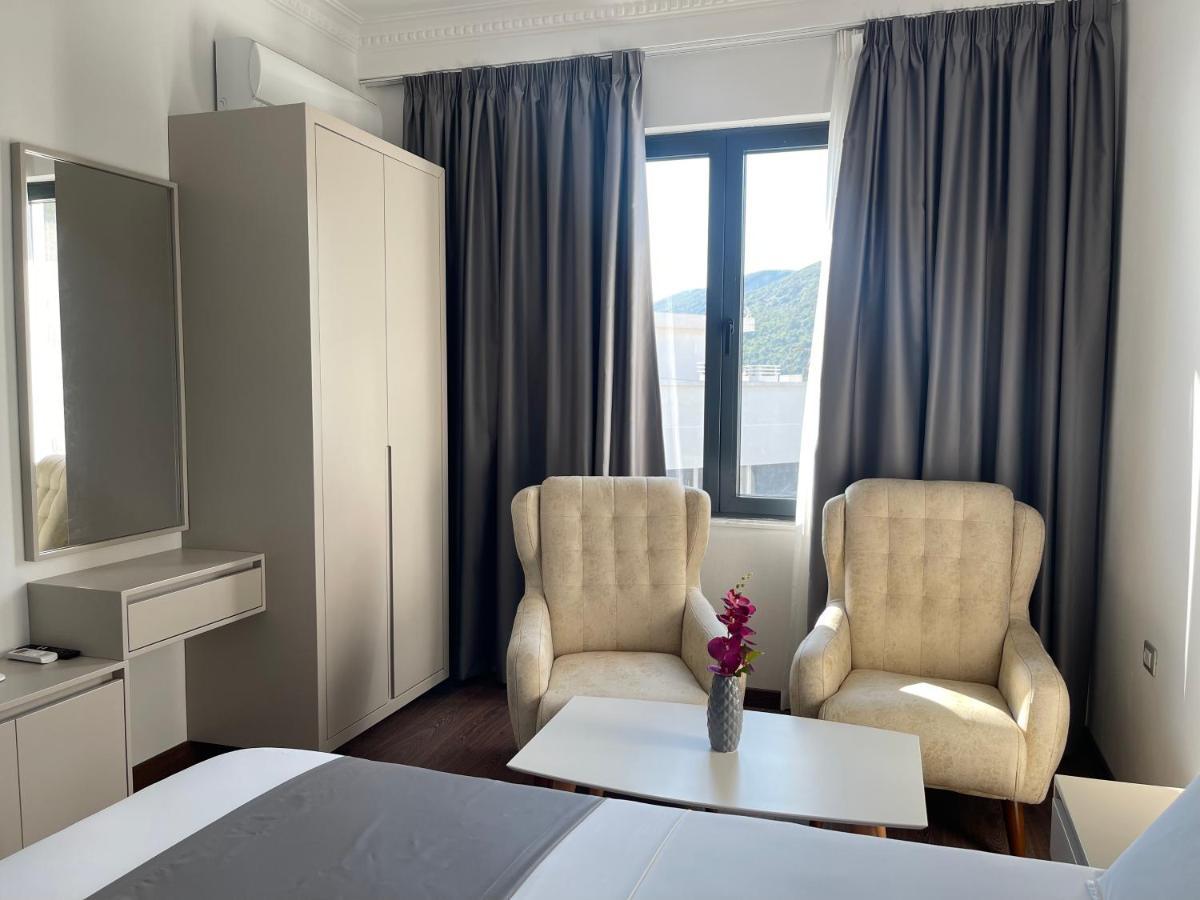 Migi Residence Durres Bagian luar foto