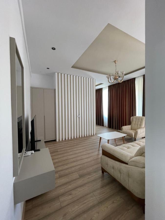 Migi Residence Durres Bagian luar foto