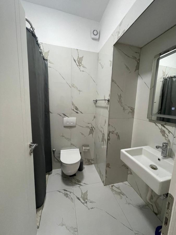 Migi Residence Durres Bagian luar foto
